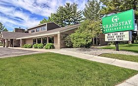 Grandstay Hotel And Suites Traverse City
